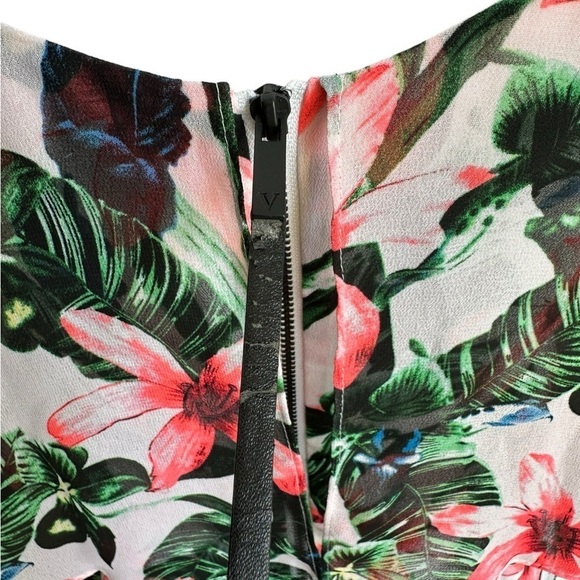 NWT Vince Camuto Floral Tropical Rain Ultra White Popover Flared Overlay… - Picture 9 of 17